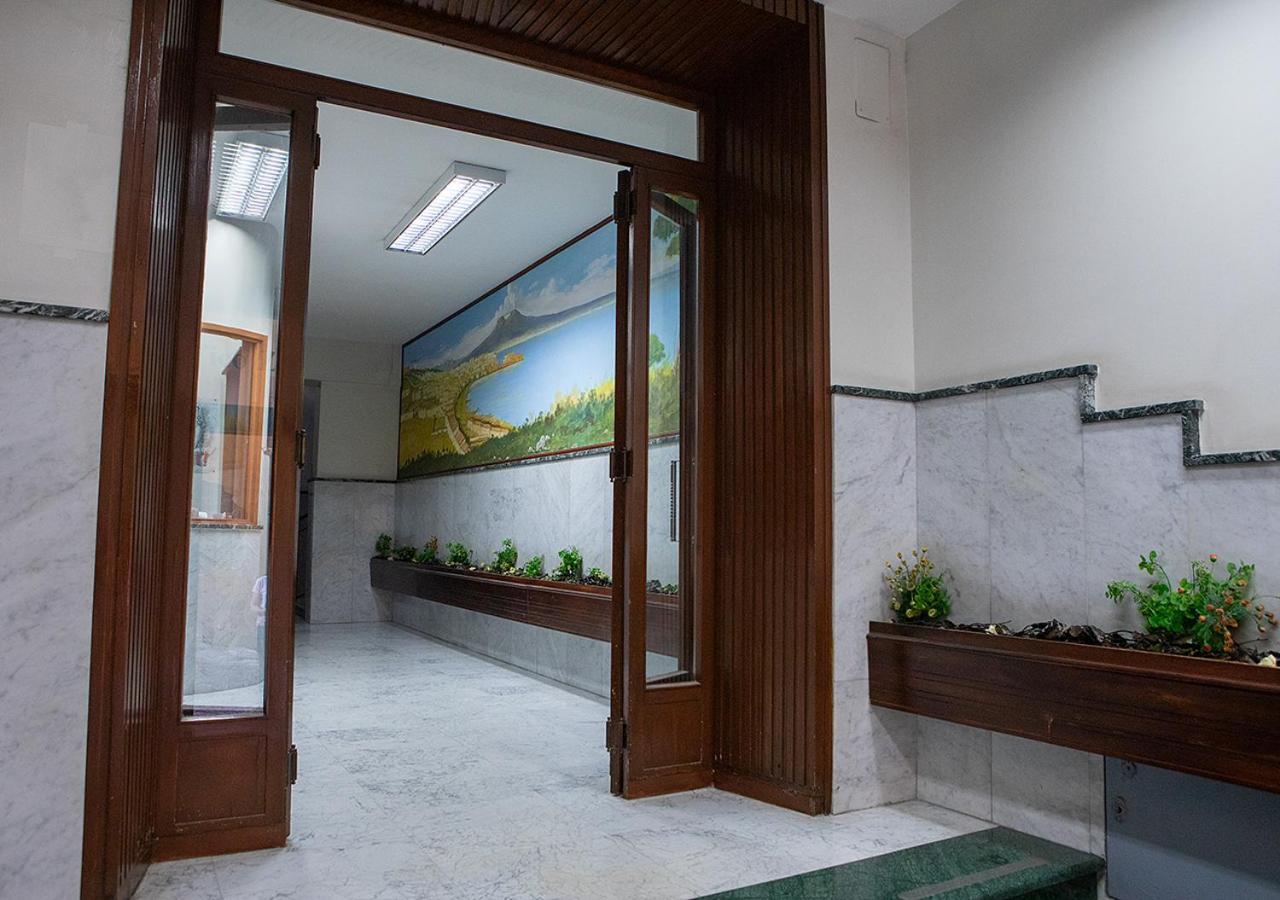 نابولي Zuroli Suite المظهر الخارجي الصورة